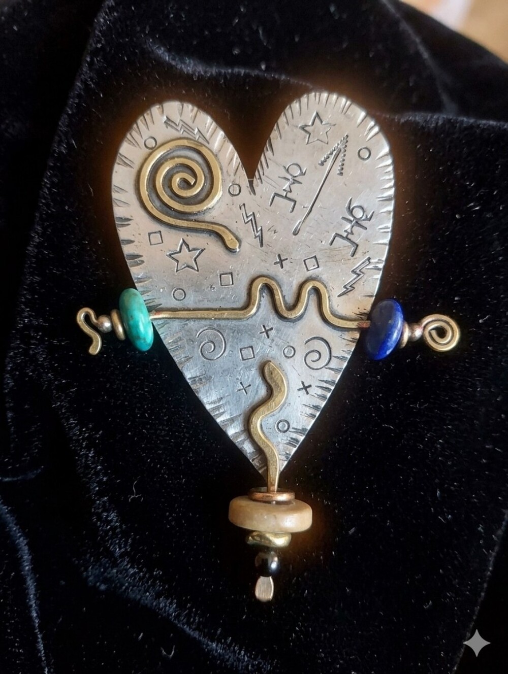 Vintage Q Miller Signed Mixed Metal Heart Spin Brooch Pin Artisan Folk Art Mt
